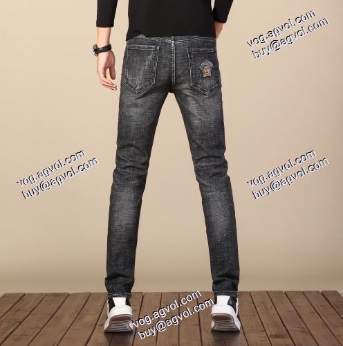  2020AW ヴェルサーチコピー代引 デニムパンツ 人気メンズデニム VERSACEコピー偽物 ファション性の高い  