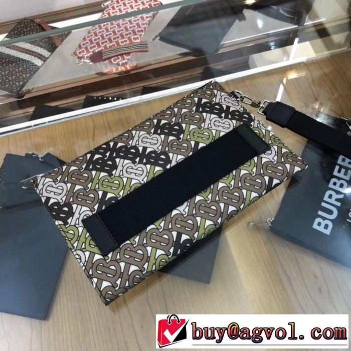 価格も嬉しいアイテム  ポーチ   手頃価格でカブり知らず バーバリー BURBERRY