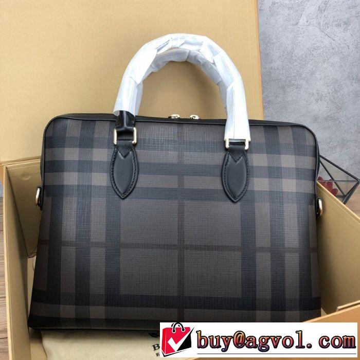 着こなしを楽しむ バーバリー BURBERRY 限定品が登場 ショルダーバッグ 2020年春夏コレクション