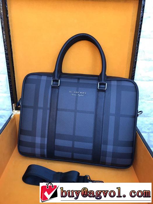 コーデの完成度を高める ハンドバッグ  この時期の一番人気は バーバリー BURBERRY