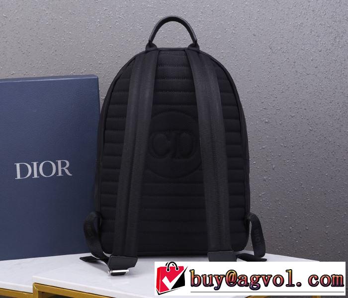 ファッションに取り入れよう ディオール DIOR 限定アイテム特集 リュック