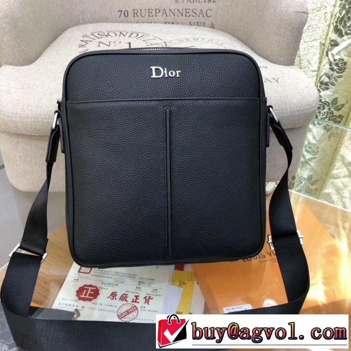 普段のファッション ディオール DIOR 大人気のブランドの新作 ミニバッグ 取り入れやすい