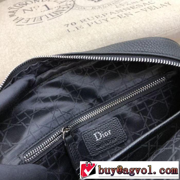 普段のファッション ディオール DIOR 大人気のブランドの新作 ミニバッグ 取り入れやすい