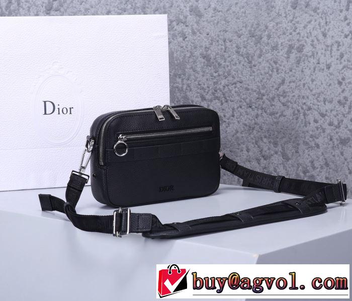 ミニバッグ 普段使いにも最適なアイテム ディオール デザインお洒落  DIOR  20新作です
