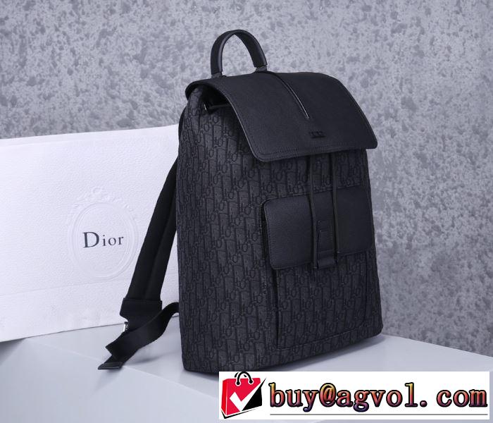 価格帯が低い ディオール DIOR 非常にシンプルなデザインな リュック 高級感のある素材