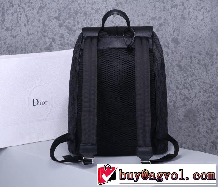 価格帯が低い ディオール DIOR 非常にシンプルなデザインな リュック 高級感のある素材