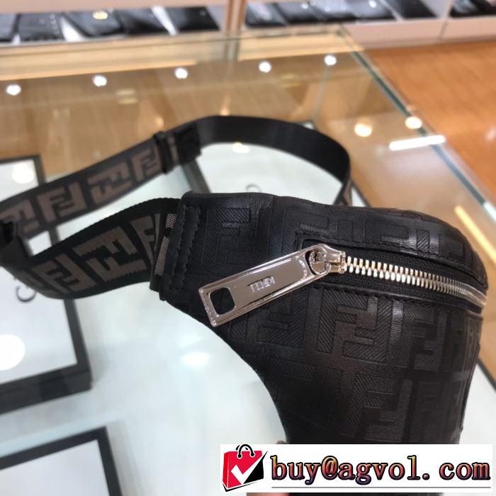 フェンディファッションに取り入れよう  FENDI ウエストポーチ  お値段もお求めやすい