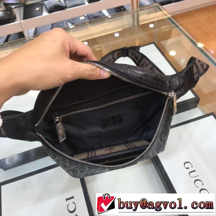 フェンディファッションに取り入れよう  FENDI ウエストポーチ  お値段もお求めやすい