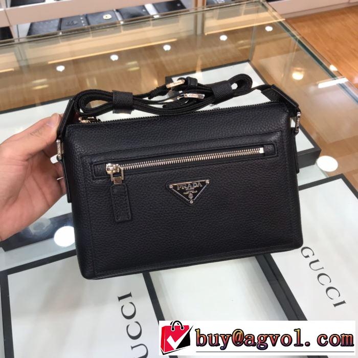 普段使いにも最適なアイテム プラダ PRADA ストリート感あふれ ミニバッグ