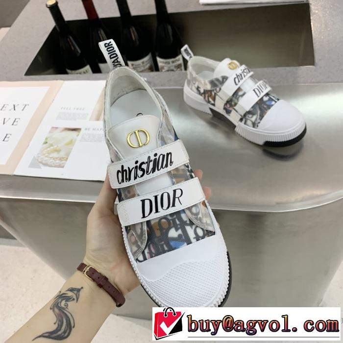 絶対おさえるべきカラーと最新  ディオール DIOR 最新秋冬トレンドをチェック！2019-20秋冬 ランニングシューズ やっぱり優しい色