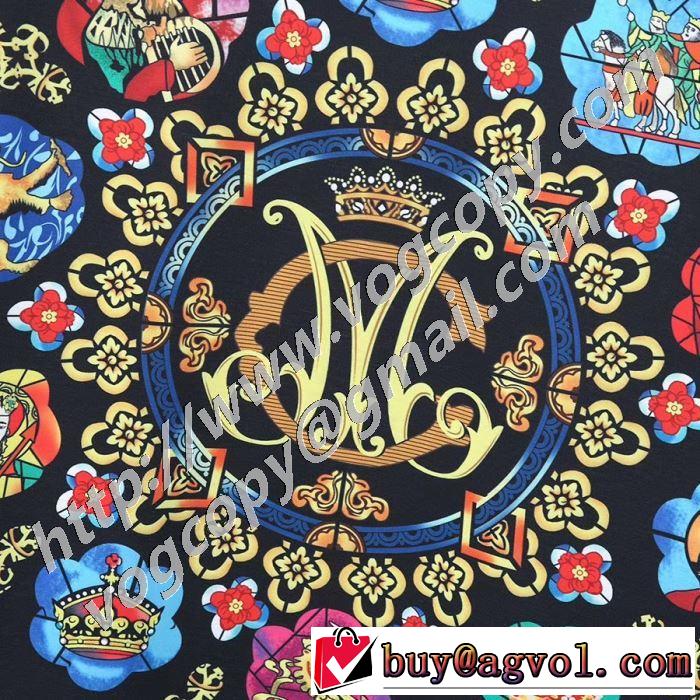 ドルチェ＆ガッバーナストリート界隈でも人気  Dolce&Gabbana 20新作です 半袖Tシャツ