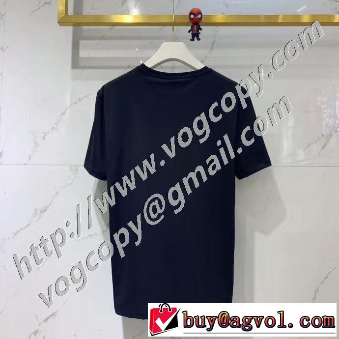 2色可選 エレガントな雰囲気 半袖Tシャツ VIP価格SALE ディオール DIOR  おしゃれな人が持っている