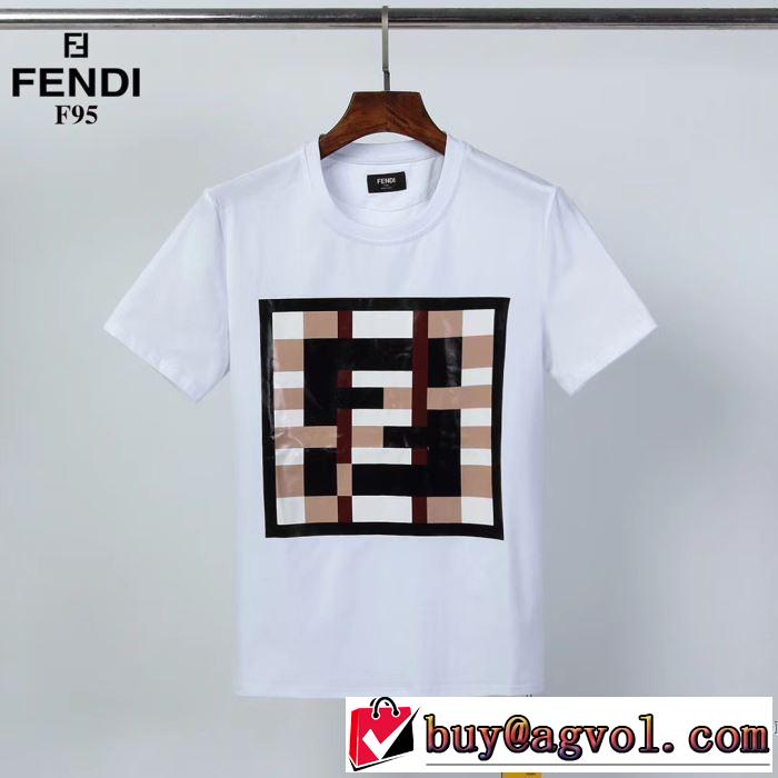 大人の新作こそ 半袖Tシャツ 2色可選 今年の春トレンド フェンディ FENDI 狙える優秀アイテム