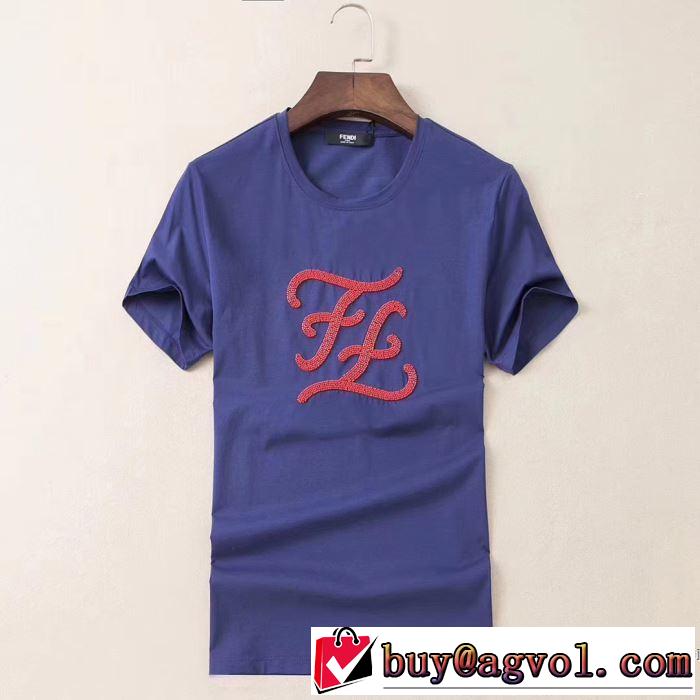 コーデの完成度を高める 半袖Tシャツ 3色可選 お手頃プライス フェンディ FENDI さらに魅力的