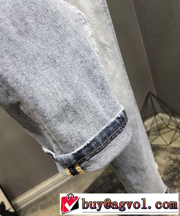 バーバリー海外限定ライン  BURBERRY 20SSトレンド ジーンズ 使いやすい新品