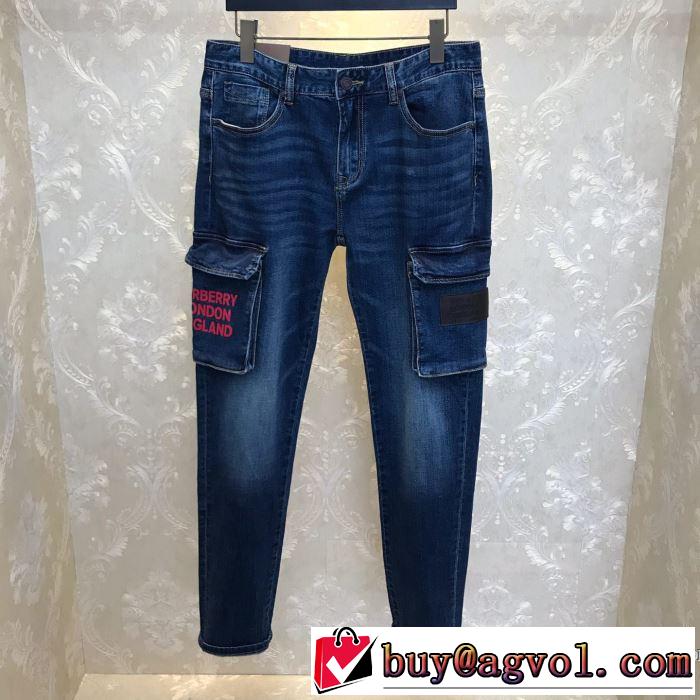 絶対に見逃せない ジーンズ おしゃれに大人の必見 バーバリー BURBERRY