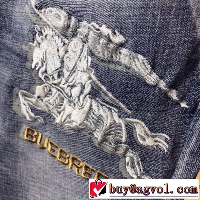 バーバリー海外でも大人気  BURBERRY 十分上品 ジーンズ 日本未入荷カラー
