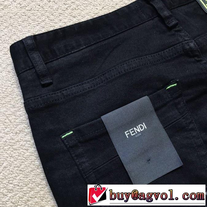 理想のジーンズ フェンデイ コピーFENDI メンズファション デニムブランド カジュアル20代男性におすすめお洒落な人気新品