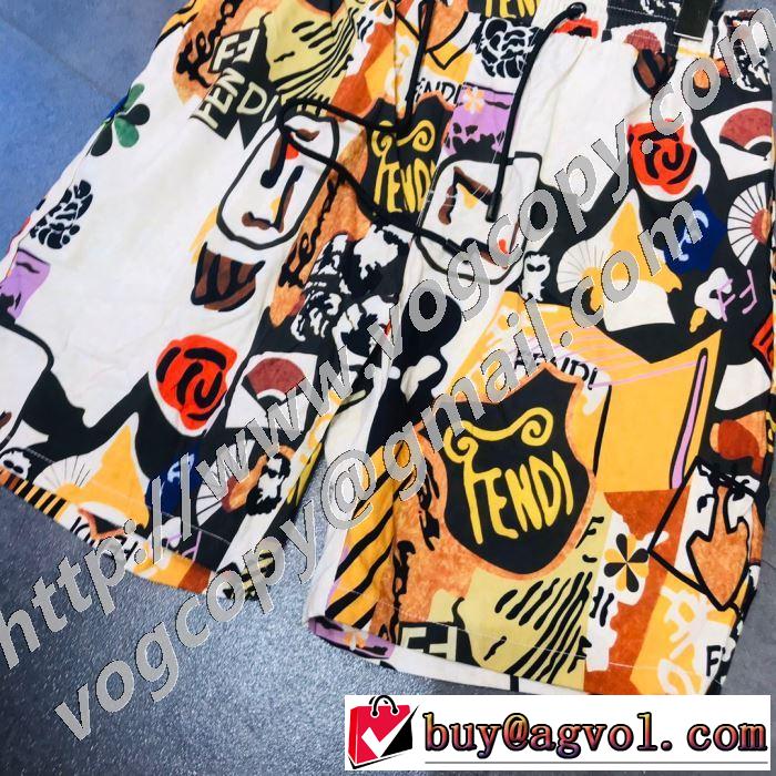 この時期の一番人気は ショートパンツ コーデの完成度を高める フェンディさらに魅力的  FENDI