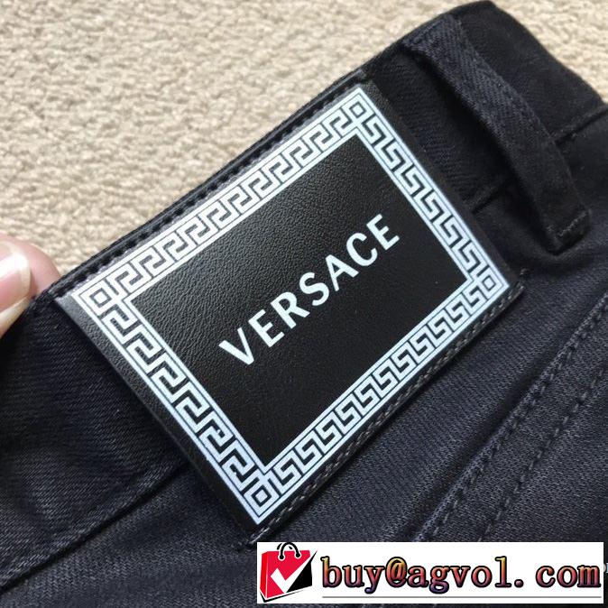飽きもこないデザイン ヴェルサーチVERSACE 2020年春限定 ジーンズ 今季の主力おすすめ
