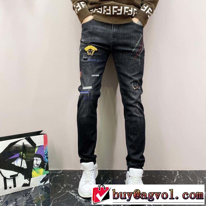 累積売上総額第１位 ジーンズ 絶対に見逃せない ヴェルサーチVERSACE  20SS☆送料込