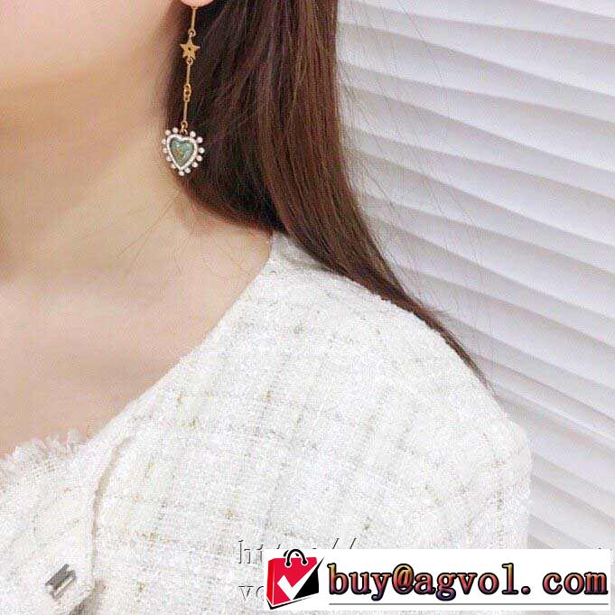 3色可選 ディオール高級感のある素材20SSトレンド DIOR  ピアス  ストリート感あふれ