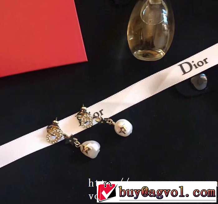 20SS☆送料込 ディオール DIOR 大幅割引価格 ピアス どのアイテムも手頃な価格で