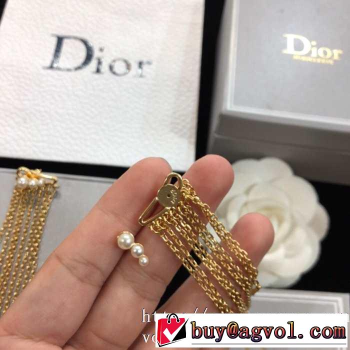 お手頃プライス ディオール DIOR 20SSトレンド ピアス  大人気のブランドの新作