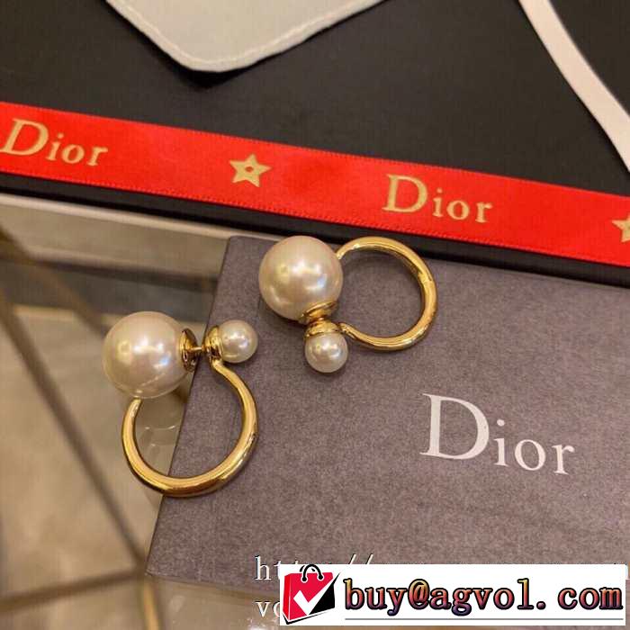 ストリート系に大人気 ディオール DIOR 2020年春限定 ピアス 愛らしい春の新作