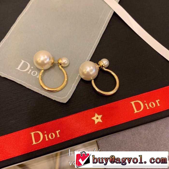 ストリート系に大人気 ディオール DIOR 2020年春限定 ピアス 愛らしい春の新作