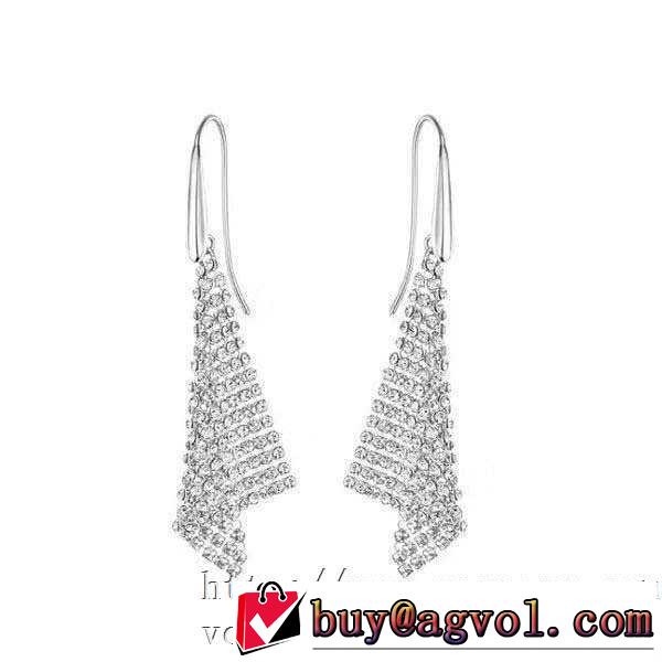 スワロフスキー 2020SS人気 SWAROVSKI 確定となる上品 ピアス  取り入れやすい