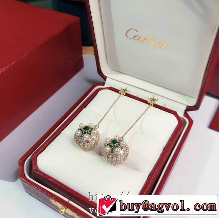 30代大人の女性にカルティエ アクセサリー コピー イヤリング ハイブランド CARTIER  通販スーパーコピー 華美 コーデ