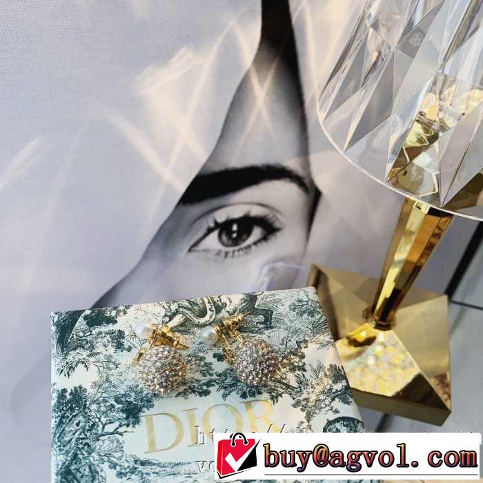 新作が見逃せない イヤリング  限定アイテムが登場 ディオール DIOR 人気ランキング最高