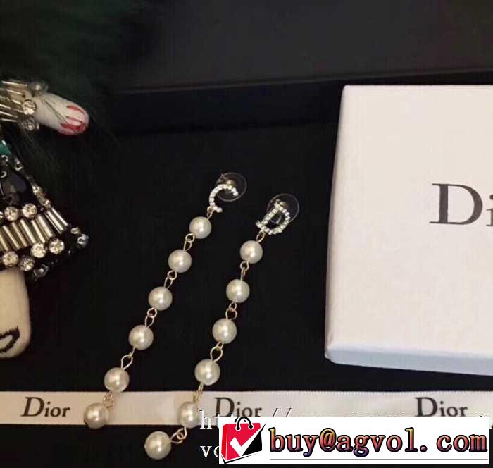 20新作です イヤリング  ストリート界隈でも人気 ディオール DIOR ストリート系に大人気