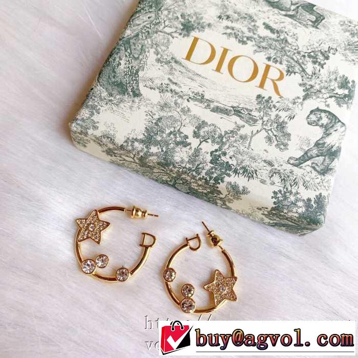 デザインお洒落 ディオール DIOR どのアイテムも手頃な価格で イヤリング 2020春新作
