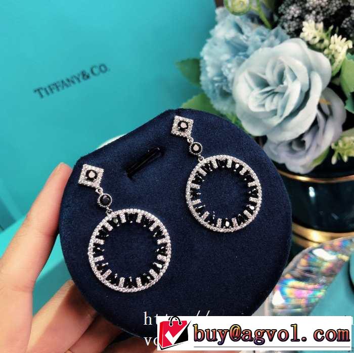 限定アイテムが登場 イヤリング 通勤通学どちらでも使え ティファニー Tiffany&Co