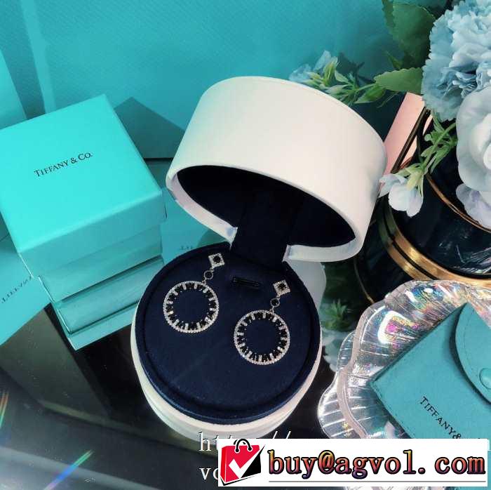 限定アイテムが登場 イヤリング 通勤通学どちらでも使え ティファニー Tiffany&Co