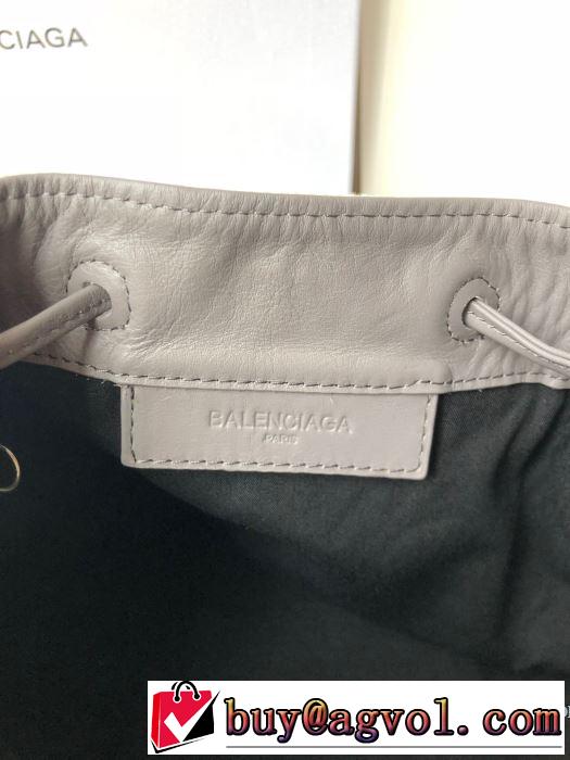 レディースバッグ 有名ブランドです バレンシアガ着こなしを楽しむ  BALENCIAGA 争奪戦必至
