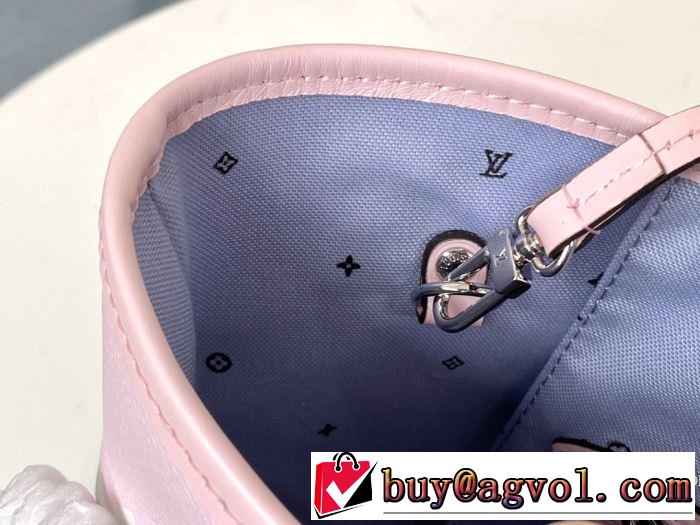 幅広いアイテムを展開 ルイ ヴィトン LOUIS VUITTON 非常にシンプルなデザインな レディースバッグ