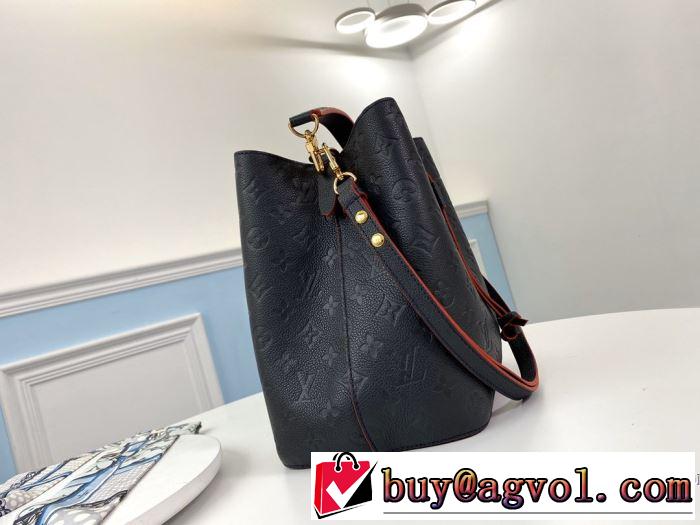 ルイ ヴィトンエレガントな雰囲気  LOUIS VUITTON 2年以上連続１位獲得 レディースバッグ