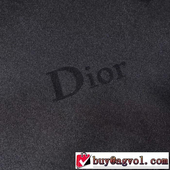 DIOR ディオール2019秋のファッショントレンドはこれ  ブルゾン 秋にはやる最新作を先取り