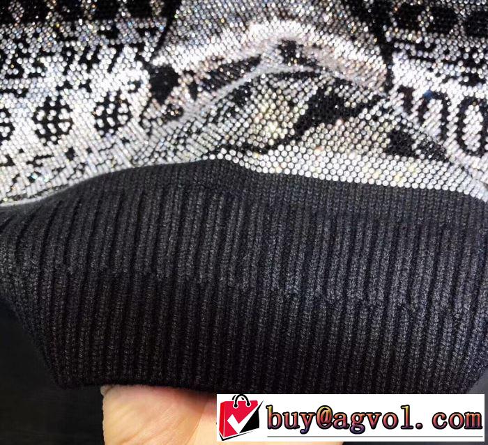 季節の変わり目に活躍する  フィリッププレイン プルオーバー 保温性に優れるものに PHILIPP PLEIN