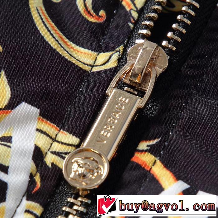 VERSACE 完売必至の人気モデルをご紹介 ヴェルサーチ  ブルゾン 2019トレンド秋冬おすすめ安い