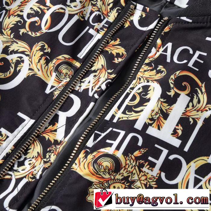 VERSACE 完売必至の人気モデルをご紹介 ヴェルサーチ  ブルゾン 2019トレンド秋冬おすすめ安い