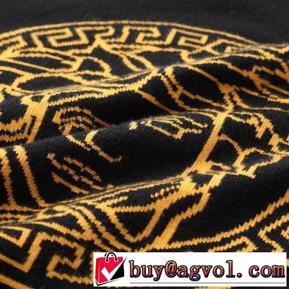 プルオーバー 2019秋冬最安価格新品 VERSACE ヴェルサーチ  大人かわいい秋冬コーデを楽しみ