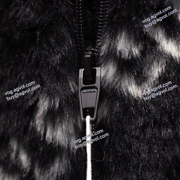 上品な輝きを放つ形 2020秋冬 バレンシアガ BALENCIAGA ウールコート バレンシアガスーパーコピー 激安 人気新品★超特価★