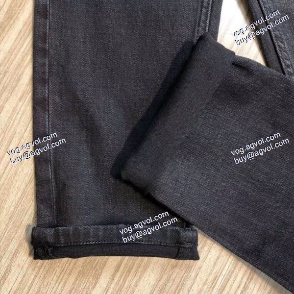 ジーンズ バレンシアガブランド コピー 2020秋冬 バレンシアガ BALENCIAGA 売れ筋！