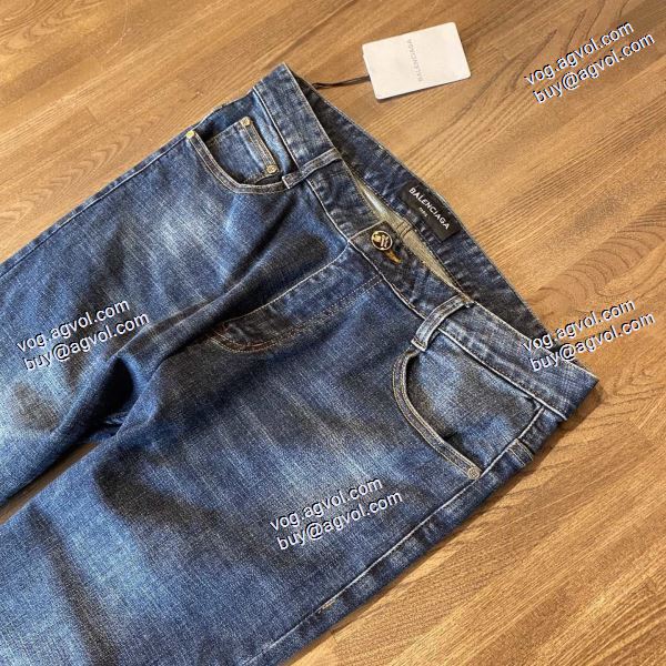 最旬アイテム 2020秋冬 バレンシアガ BALENCIAGA ジーンズ バレンシアガコピーブランド 主役になる存在感