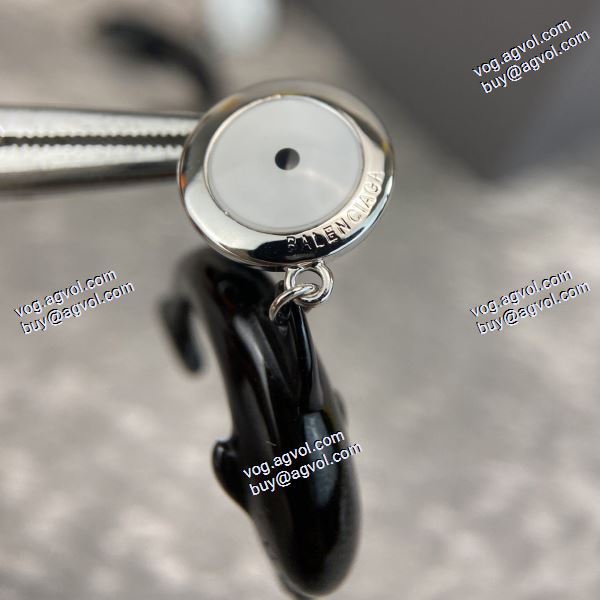 大人気☆NEW!! 2020秋冬 バレンシアガ BALENCIAGA 2色可選 イルカのイヤリング バレンシアガブランドスーパーコピー