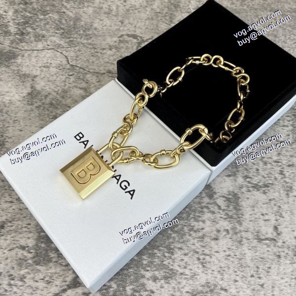 バレンシアガ BALENCIAGA 2色可選 プレゼントに ネックレス 2020秋冬  BALENCIAGAスーパーコピー
